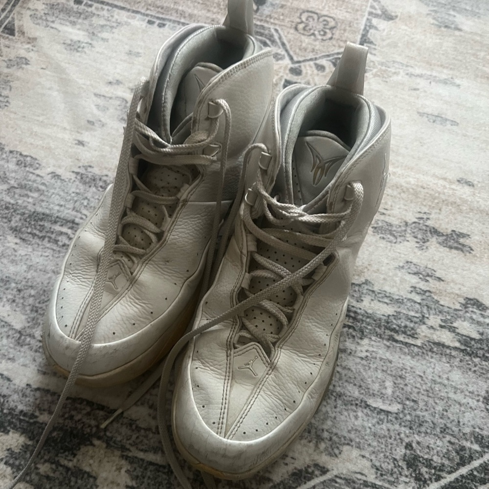 Jordan Melo M3 Sneakers